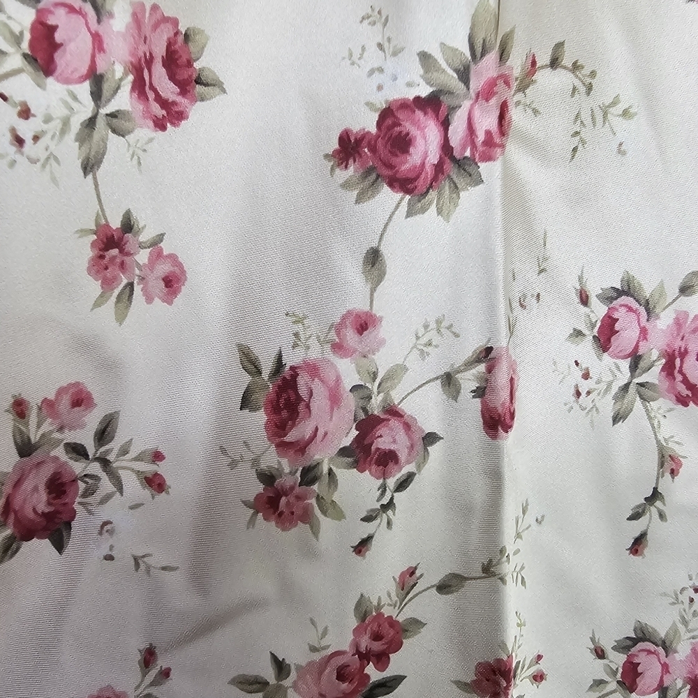 WeWoreWhat Vintage Roses V Front Midi Dress, Antique White Multi, Size 0 - Picture 9 of 15